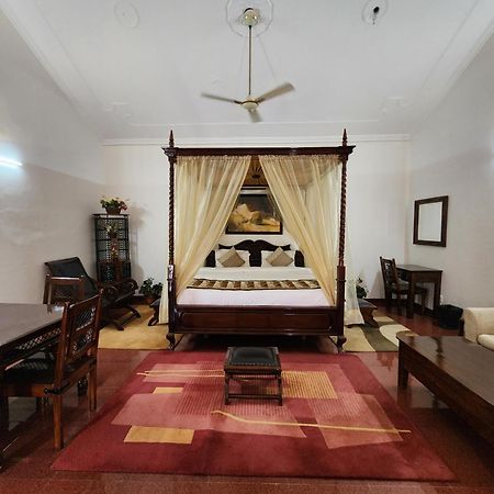 Hotel Royal Ark - Kasauli Exteriér fotografie