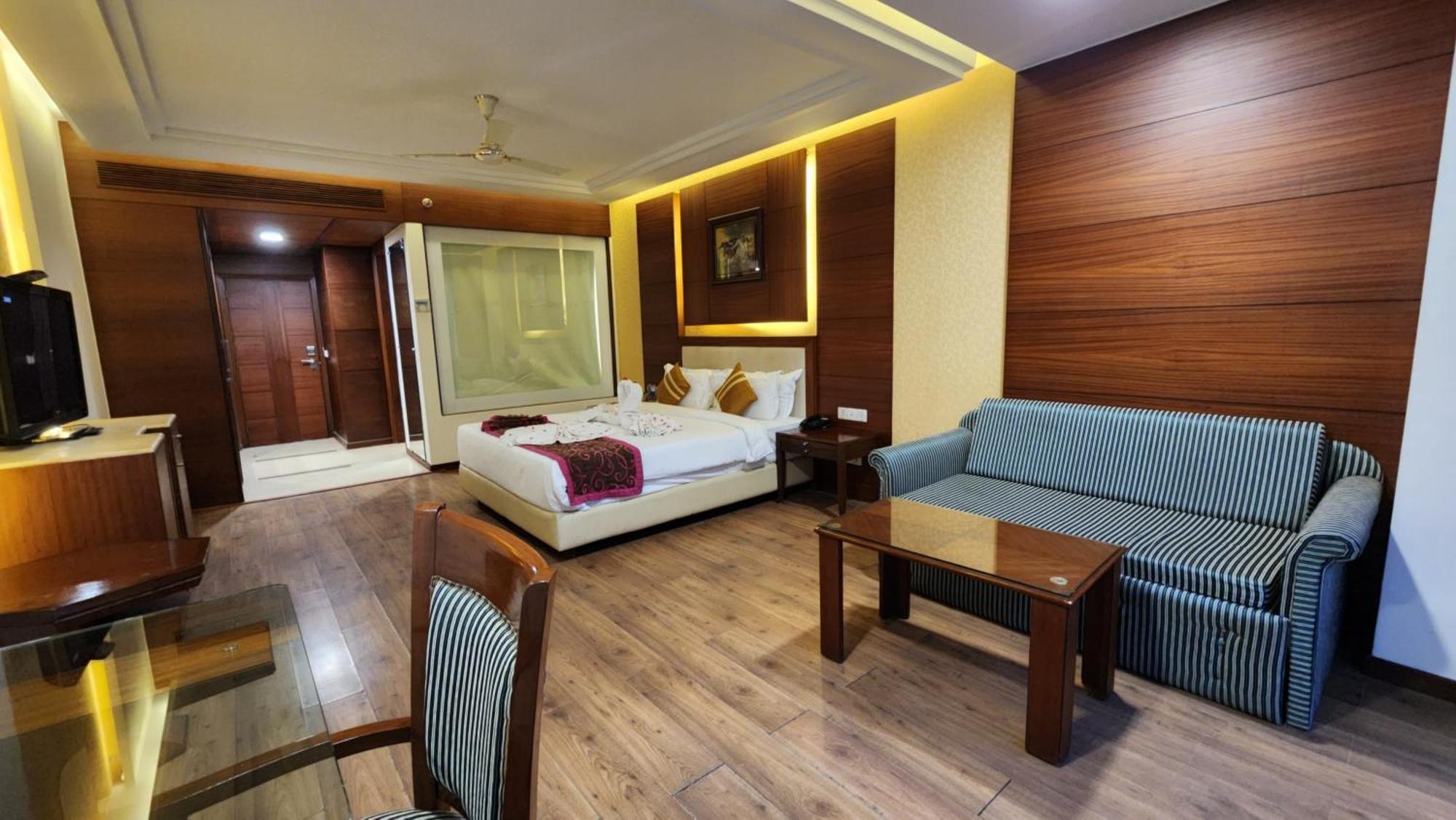 Hotel Royal Ark - Kasauli Exteriér fotografie