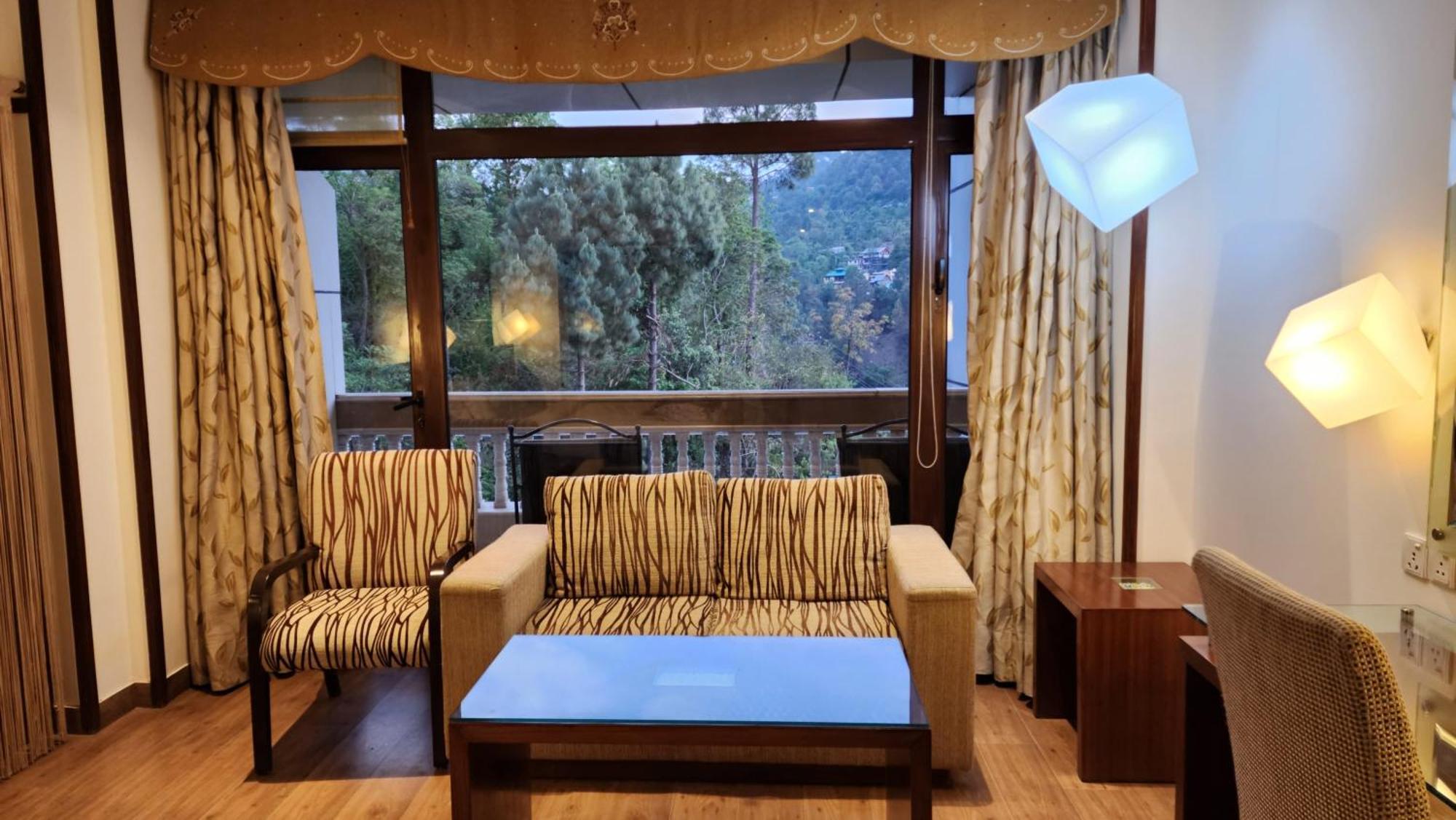 Hotel Royal Ark - Kasauli Exteriér fotografie
