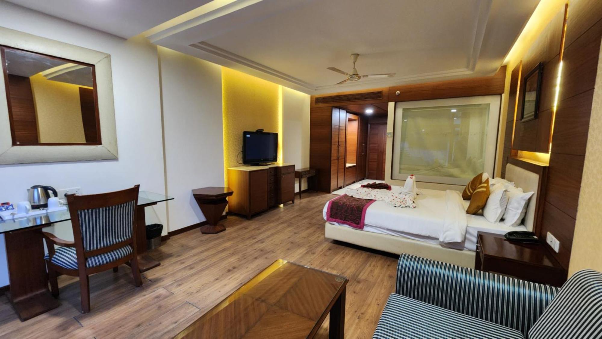 Hotel Royal Ark - Kasauli Exteriér fotografie