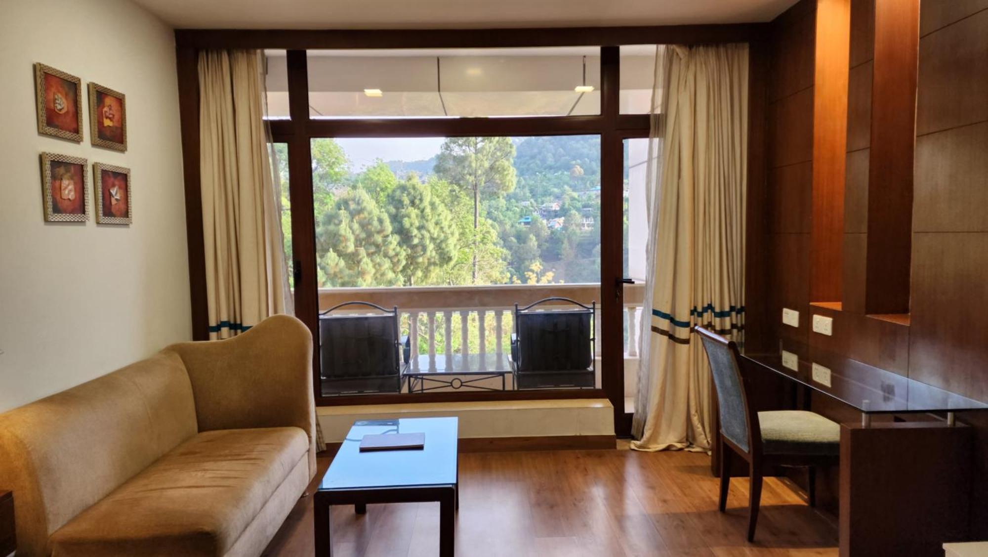 Hotel Royal Ark - Kasauli Exteriér fotografie
