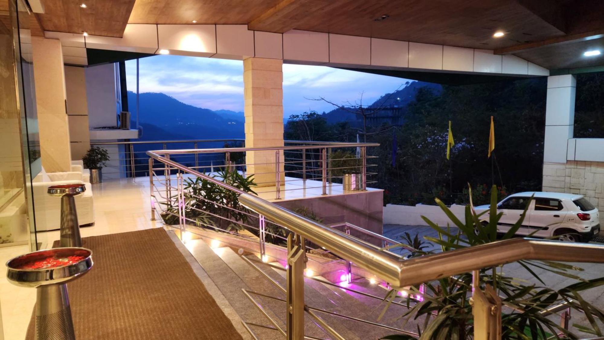 Hotel Royal Ark - Kasauli Exteriér fotografie
