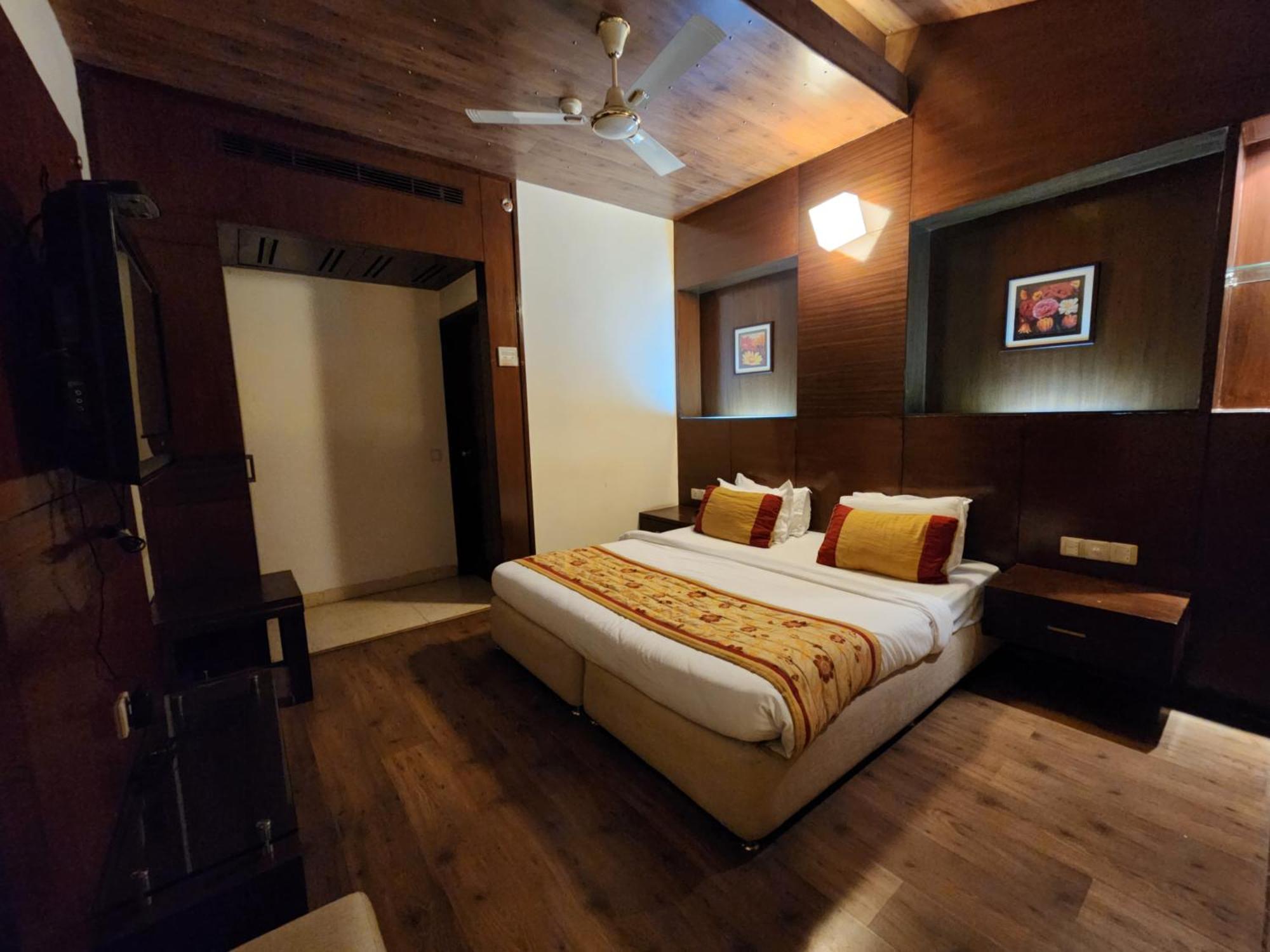Hotel Royal Ark - Kasauli Exteriér fotografie